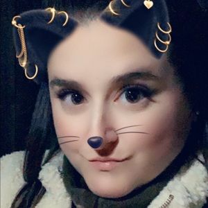 Meet your Posher, Jillian